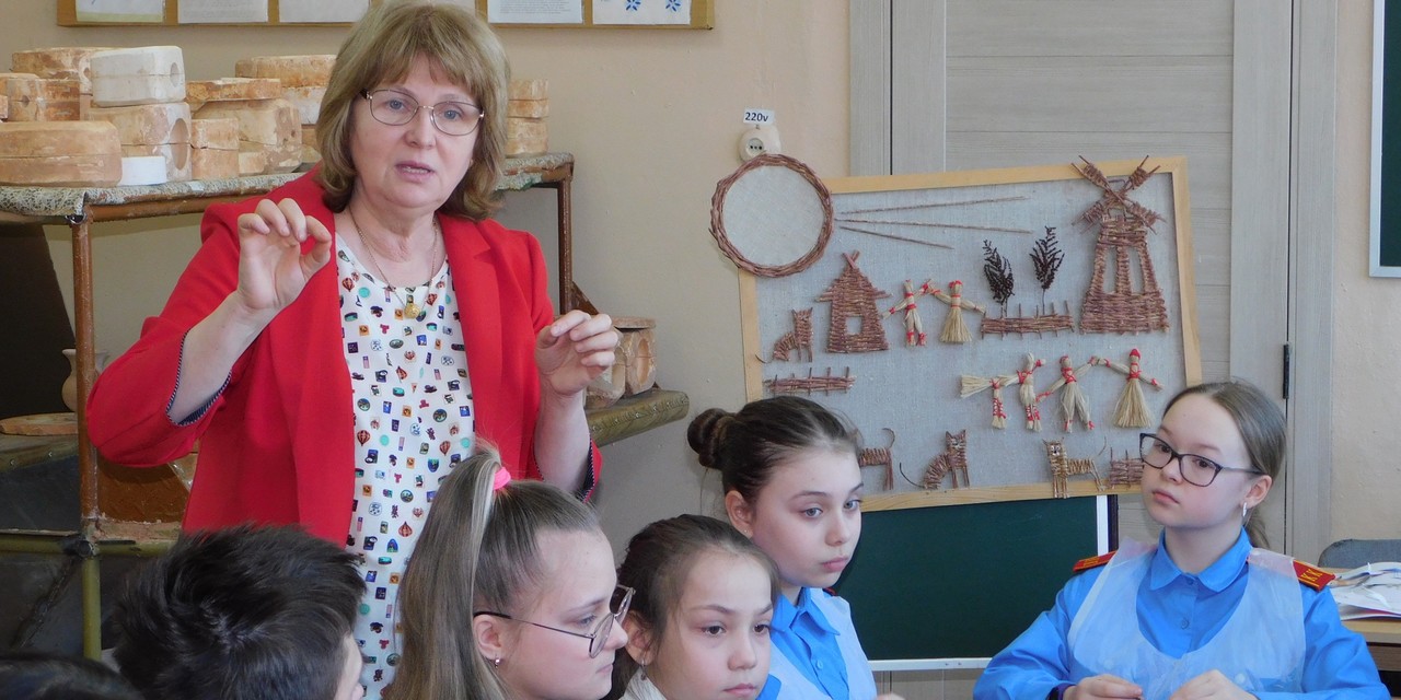 Конкурс Юных керамистов в Гжельской школе